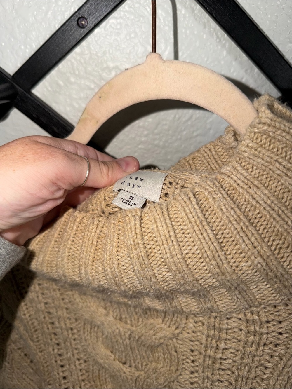 A New Day Women’s Small Tan Cable Knit Mock Neck Sweater Chunky Cozy Pullover - Picture 4 of 4